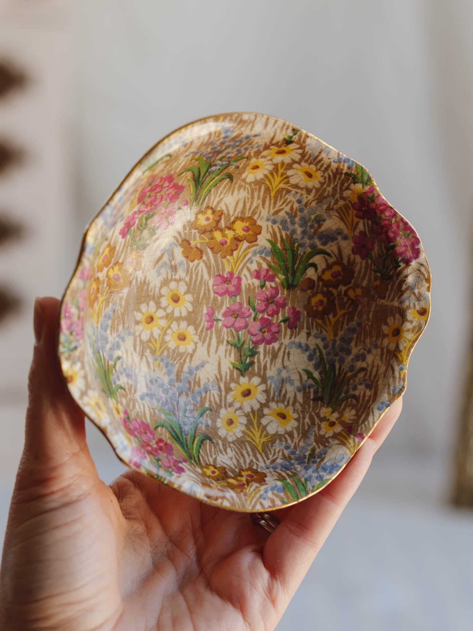 Royal Winton 'Marguerite' Chintz Bowl