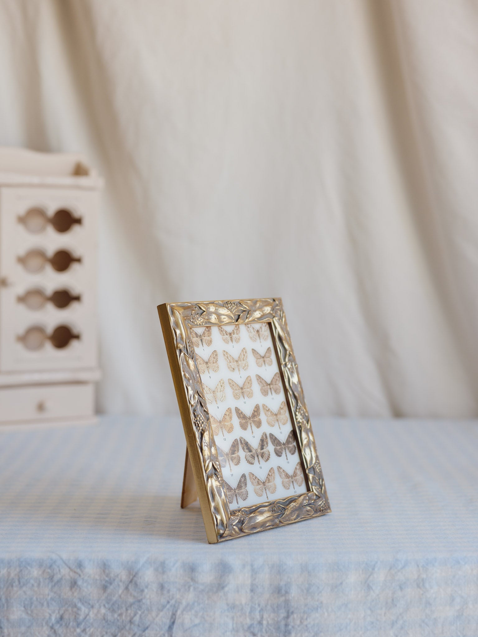 Vintage Gold Leaf & Seed Pod Photo Frame