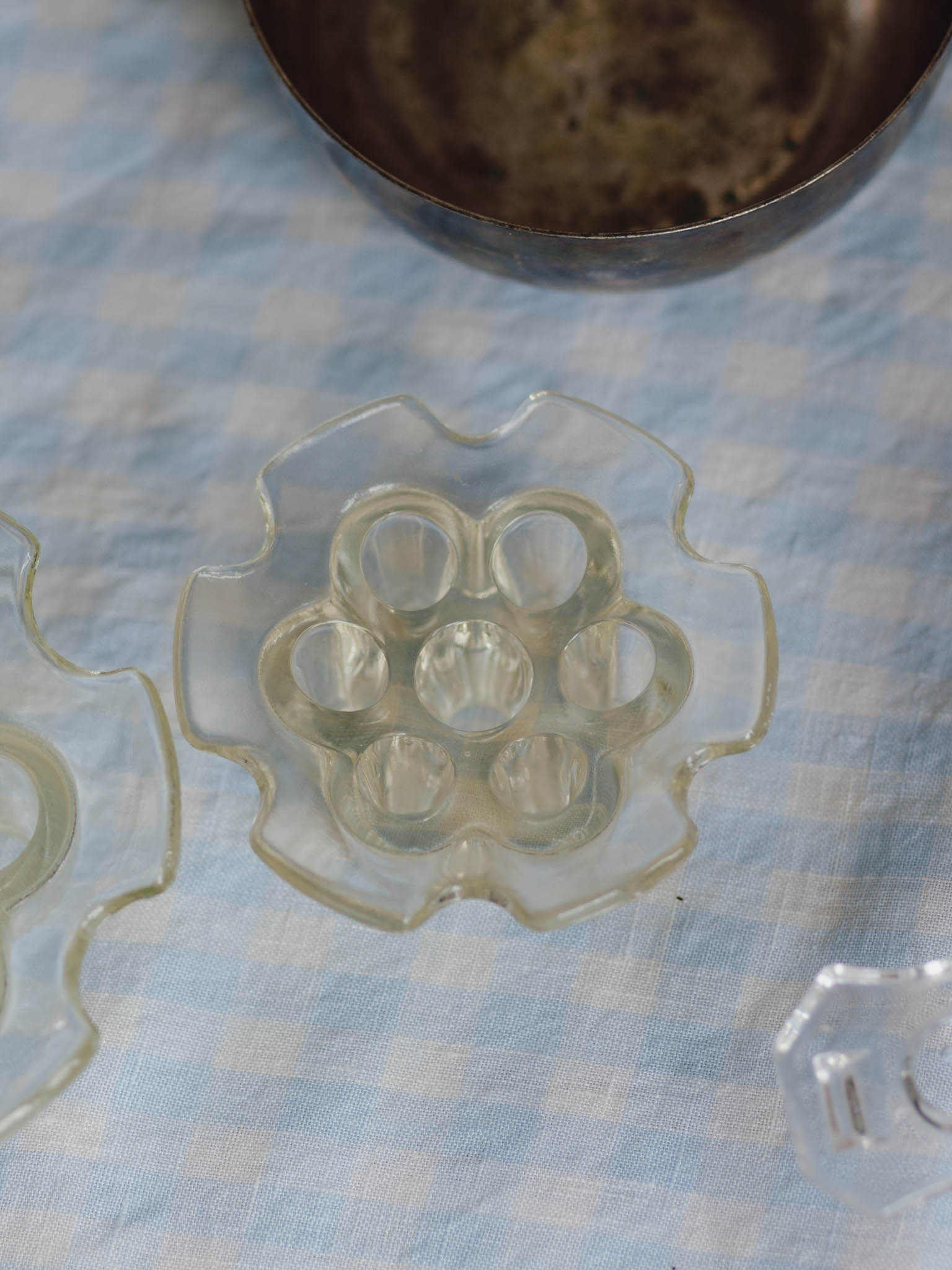 Vintage Small Hexagon Glass Flower Frog (8.8cm)