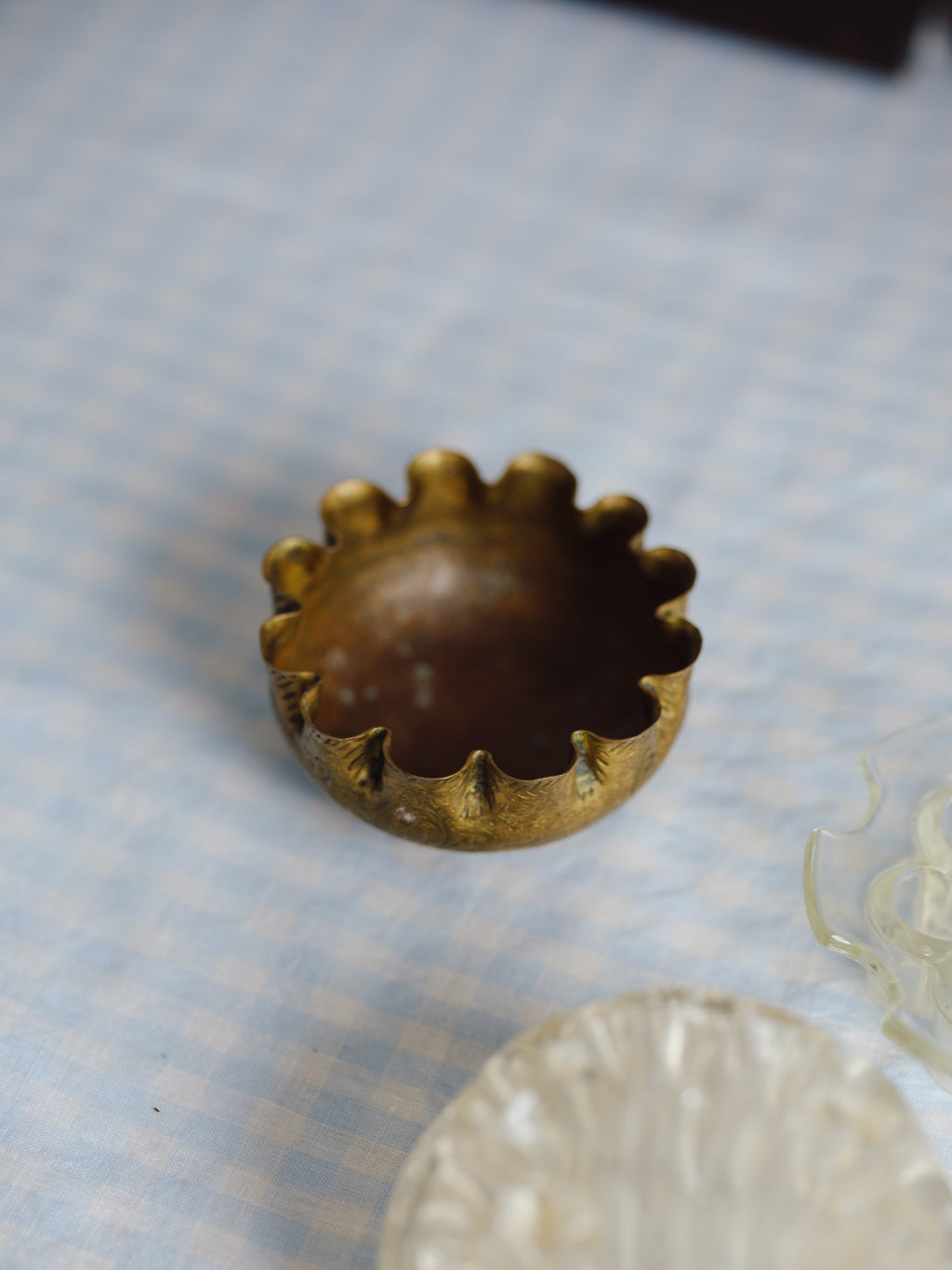 Vintage Hand-Beaten Brass Trinket Bowl - Scalloped Edge & Patina