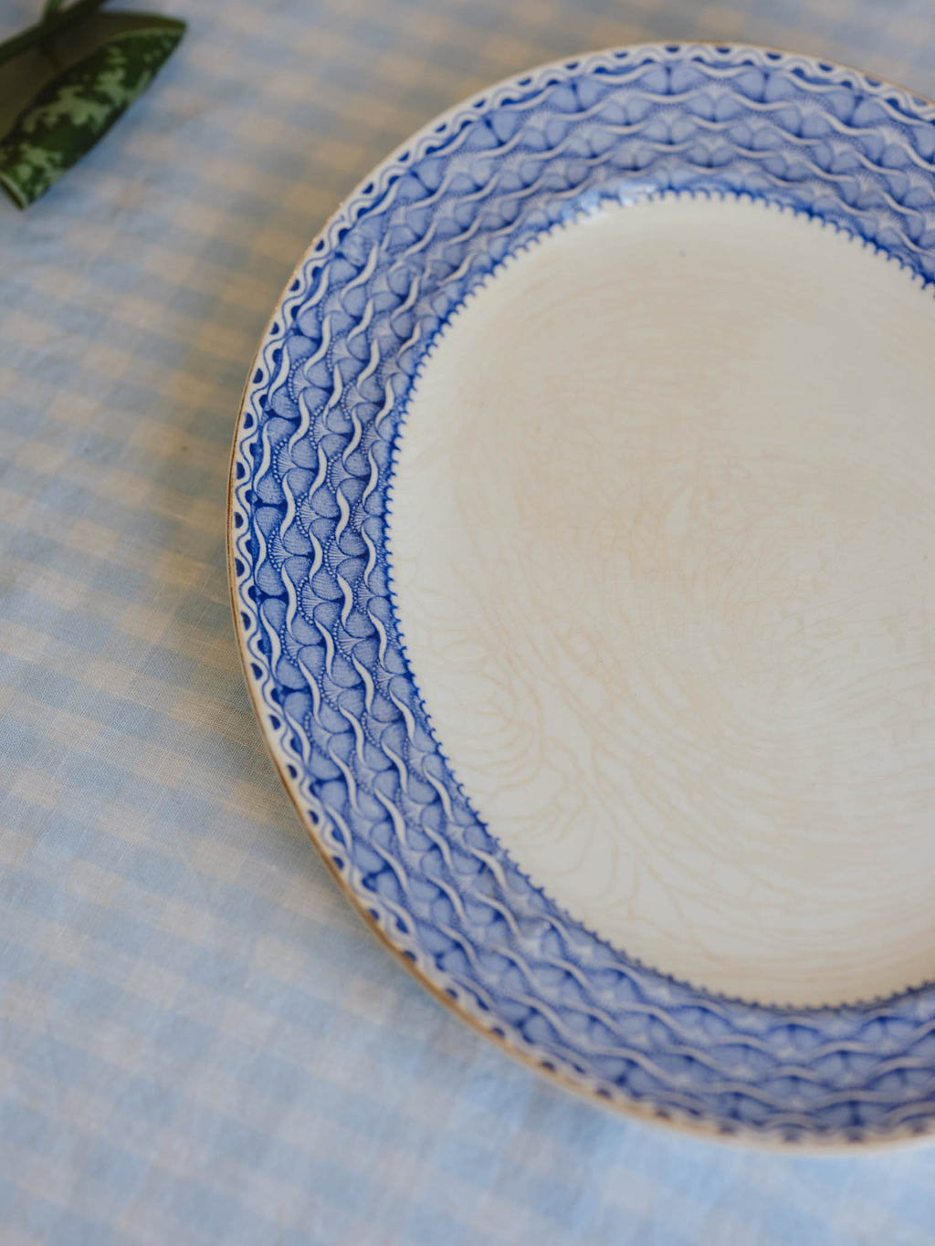 Vintage Pountney & Co 'Petal' Serving Plate