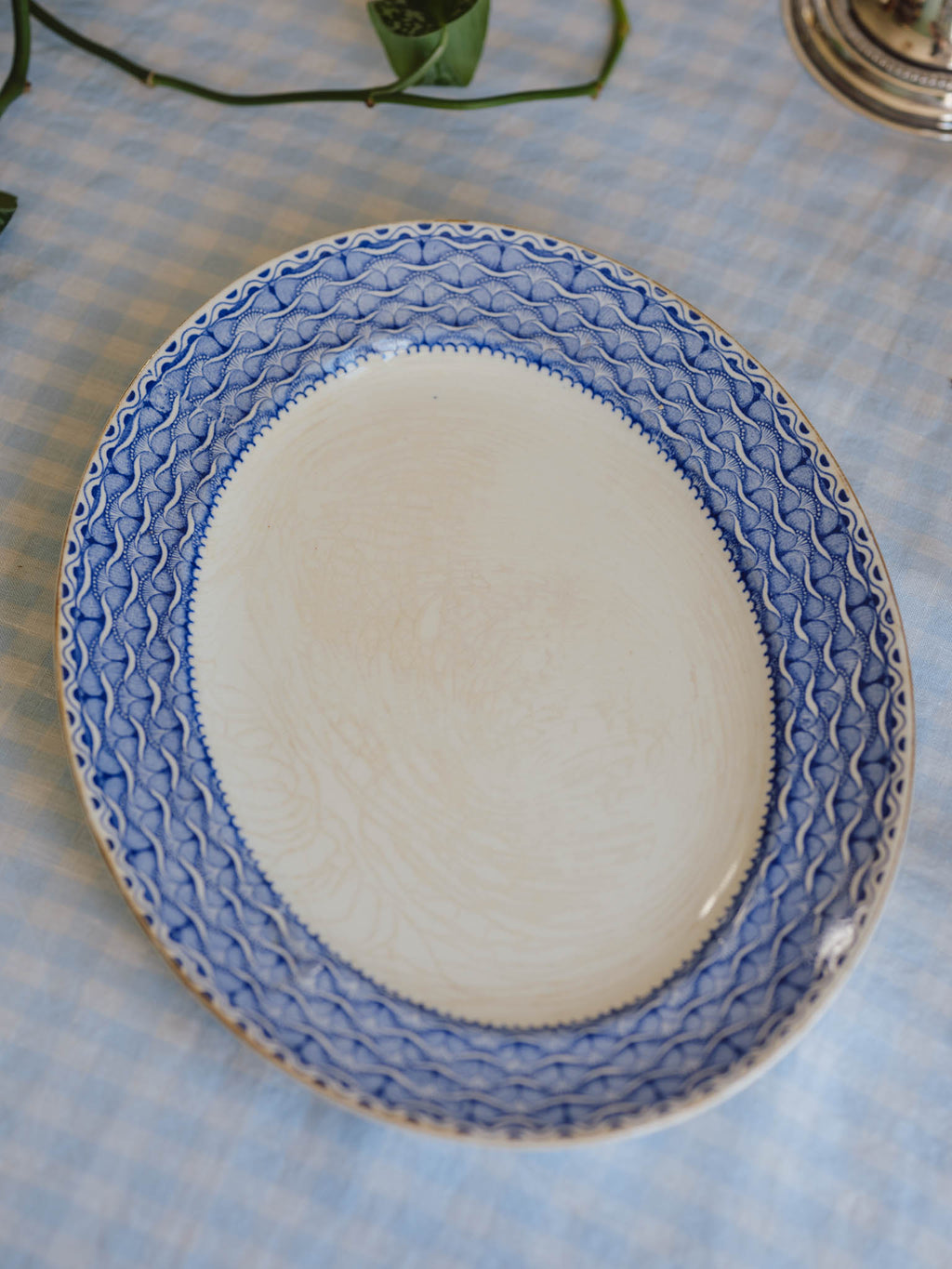 Vintage Pountney & Co 'Petal' Serving Plate