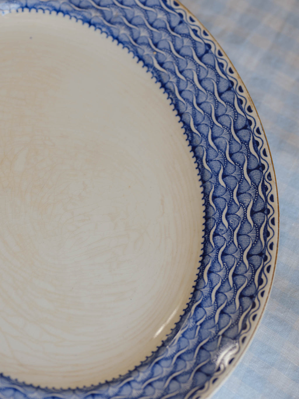 Vintage Pountney & Co 'Petal' Serving Plate