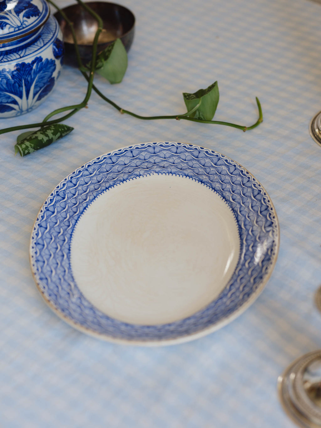 Vintage Pountney & Co 'Petal' Serving Plate